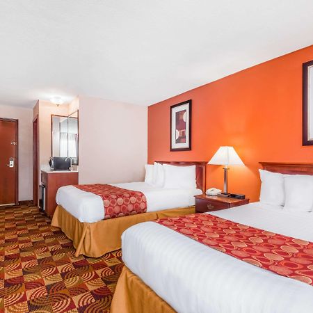 Baymont By Wyndham Plainfield/ Indianapolis Arpt Area Hotel Exterior photo